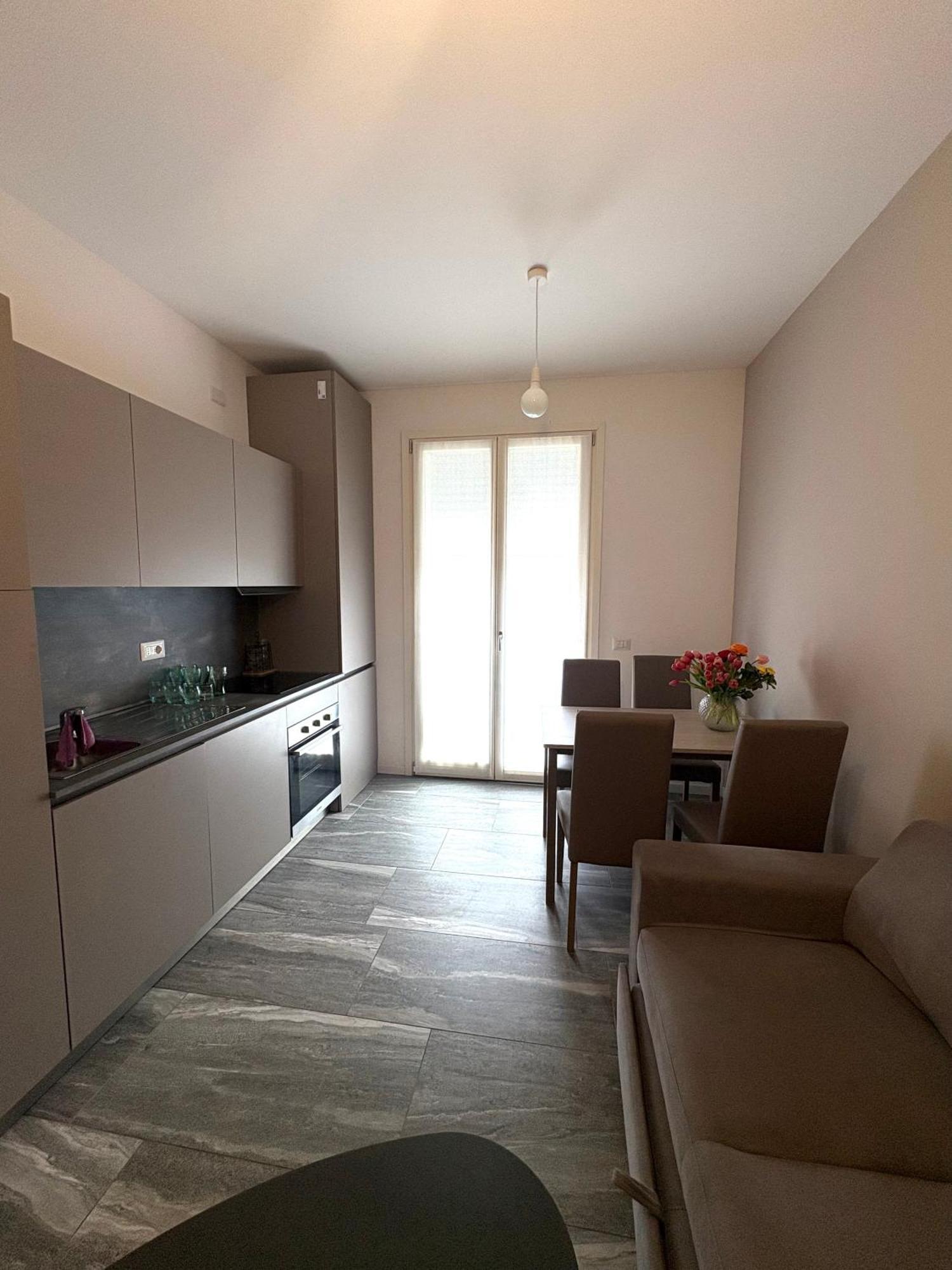 Essential Apartment Sesto San Giovanni Exterior foto
